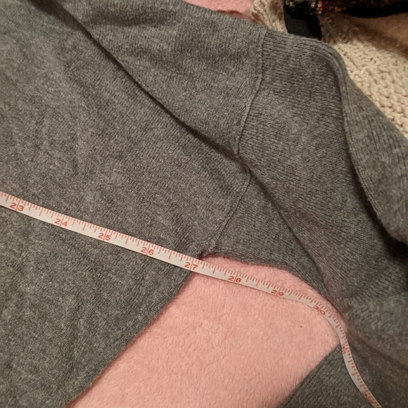 DKNY Jeans Ombre Sweater - Picture 10 of 10